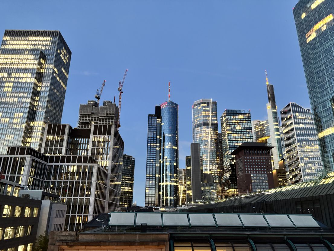 Hochwertig ausgestattete 2-Zimmerwohnung mit Skylineblick...